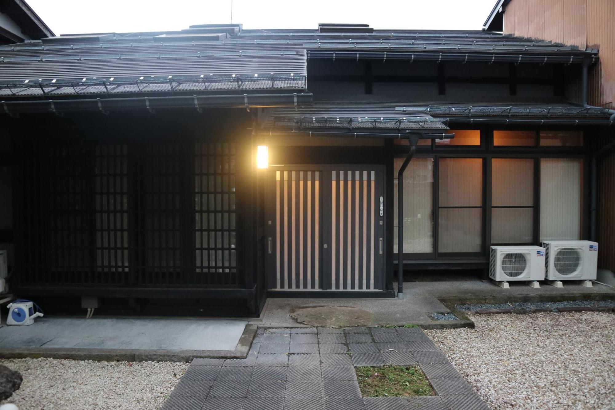 Yoshiki Stay Hida Zimmer foto